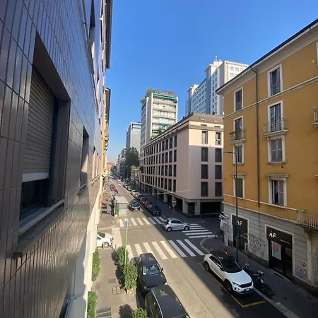 Lux Fara * Milano