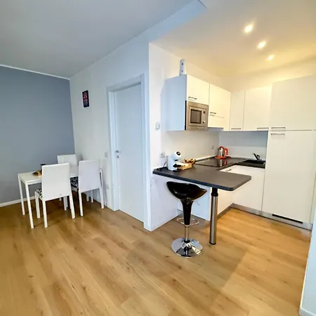 Apartment Lux Fara *